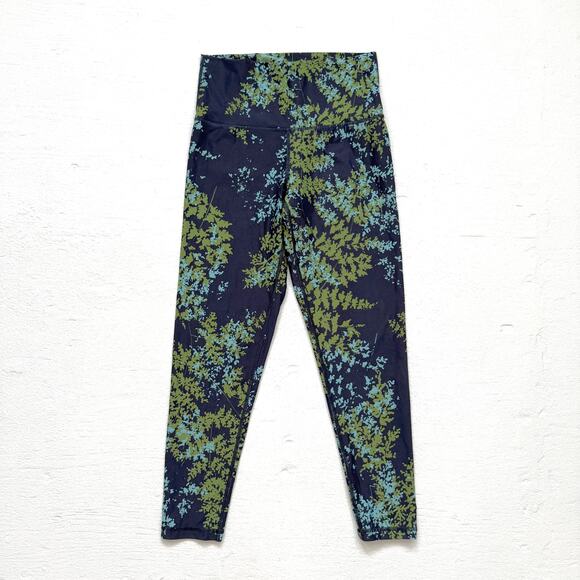 Aerie Chill Play Move High Rise Leggings Navy Floral, Size Small - Picture 1 of 9